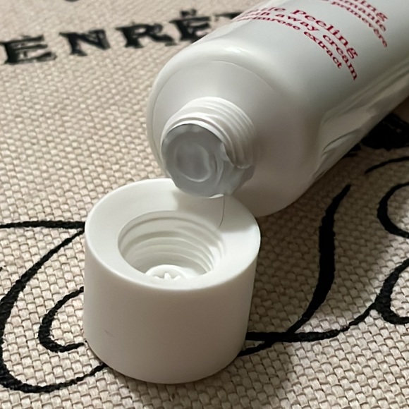 NIB Clarins Gentle Peeling with primrose extracts, 50 ml tub - Picture 4 of 4